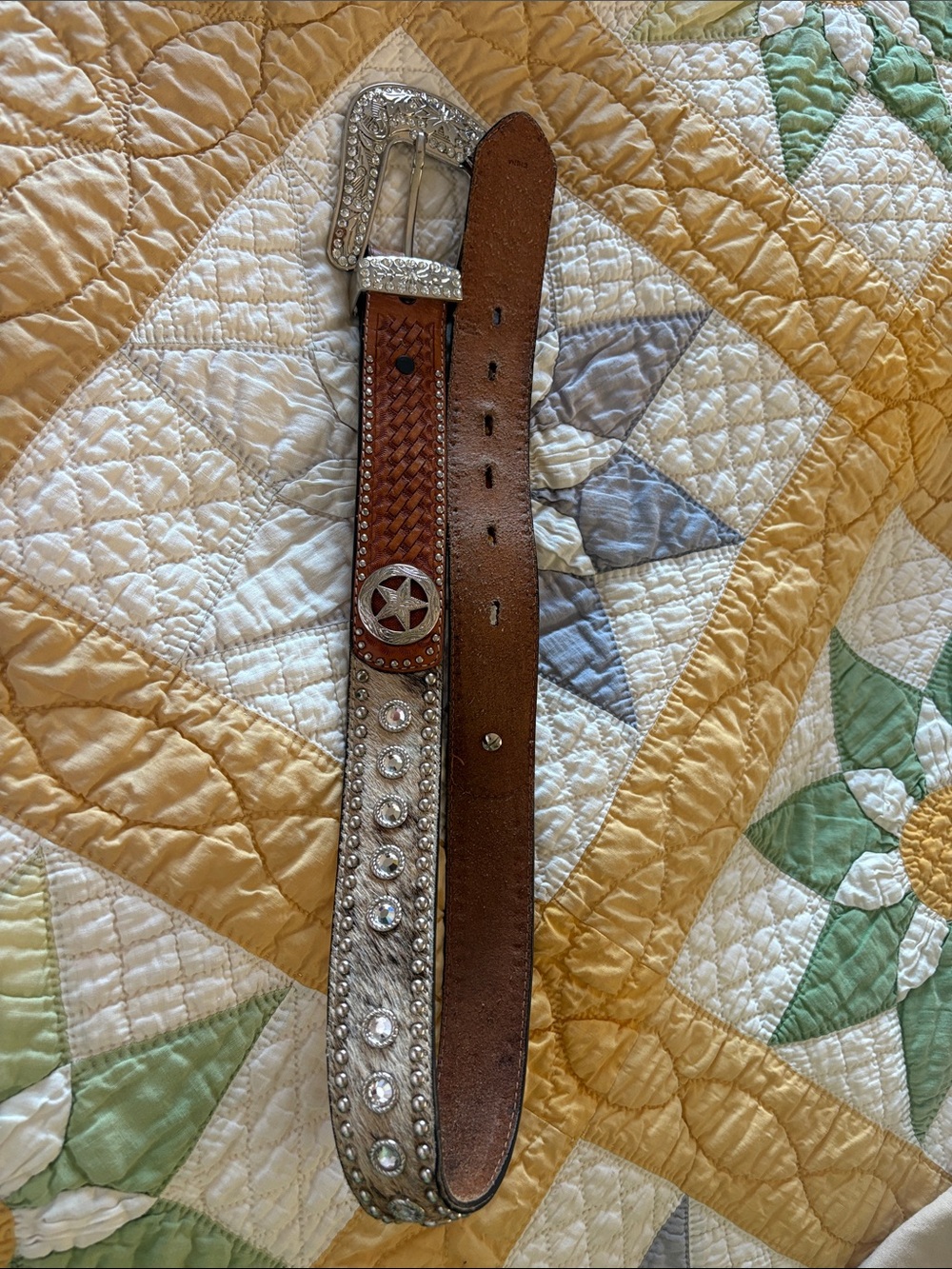 Beautiful Brown Leather Western Belt with Silver Star and Rhinestone Accents.